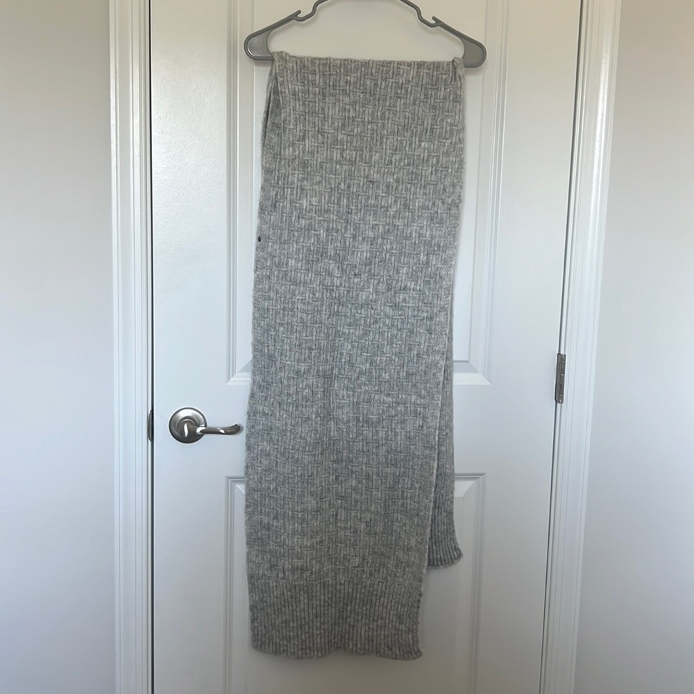 Thick Grey Scarf